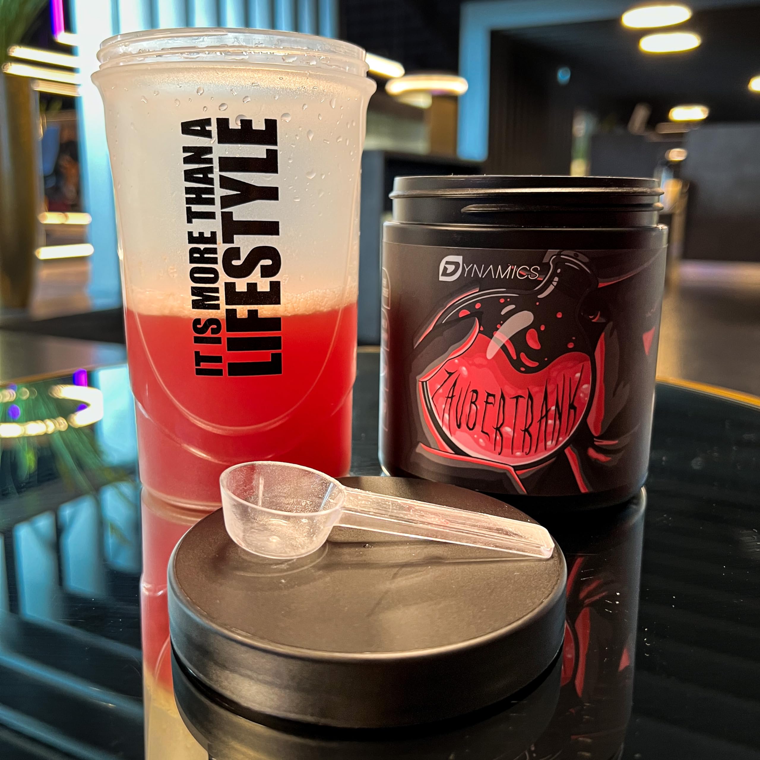 dynamics-zaubertrank-pre-workout-booster-288g-erdbeere-kiwi image 2