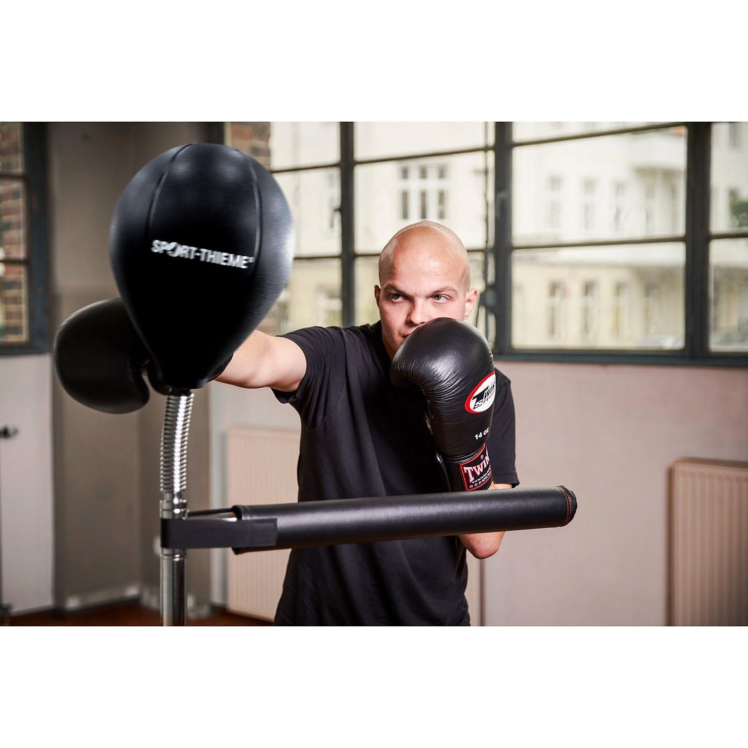 sport-thieme-punchingball-power-spin-standboxsack-mit-ausleger image 4